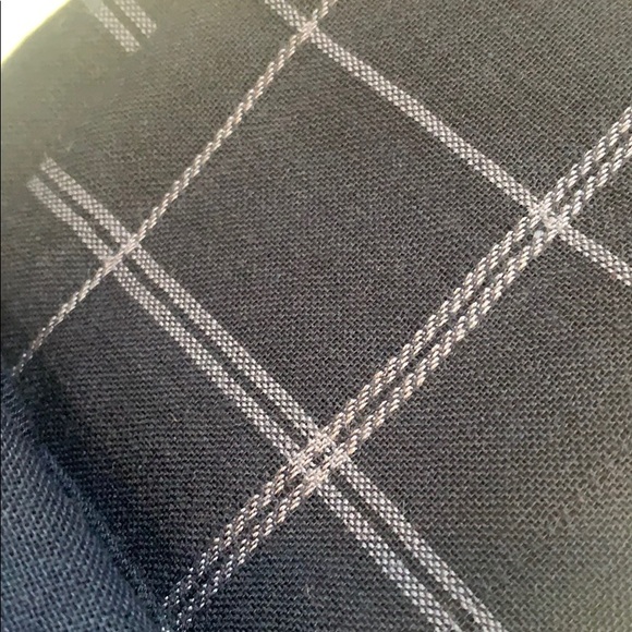 scraf - Picture 3 of 3